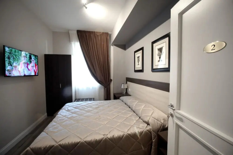 Alderotti Home