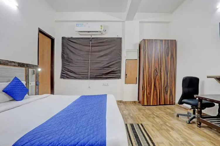 Greater Noida Stay