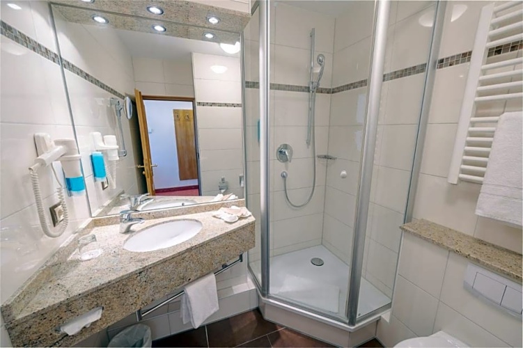 Comfort room