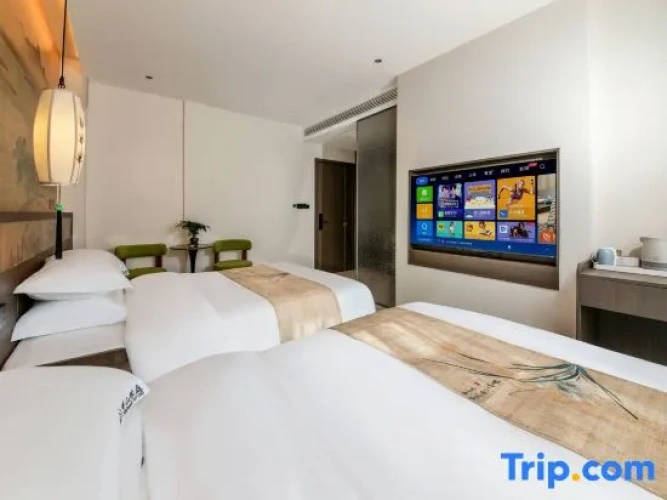 Standard Double room with courtyard view