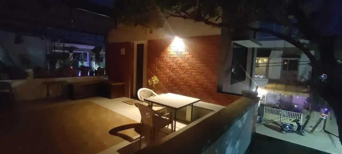 ''Go Desert'' Homestay