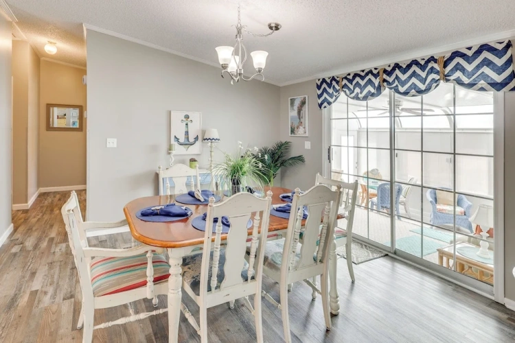 3 Bedrooms Cottage