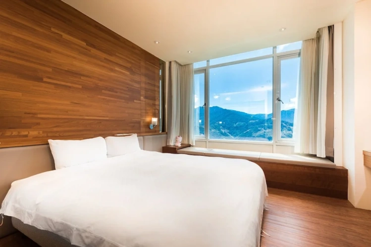 Deluxe Double room with mountain view
