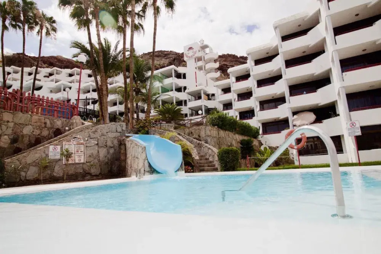 Lightbooking - Peach & Beach Playa del Cura