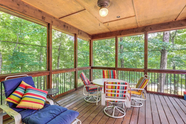Cabin on 23 Acres w/ Creek Access in Broken Bow