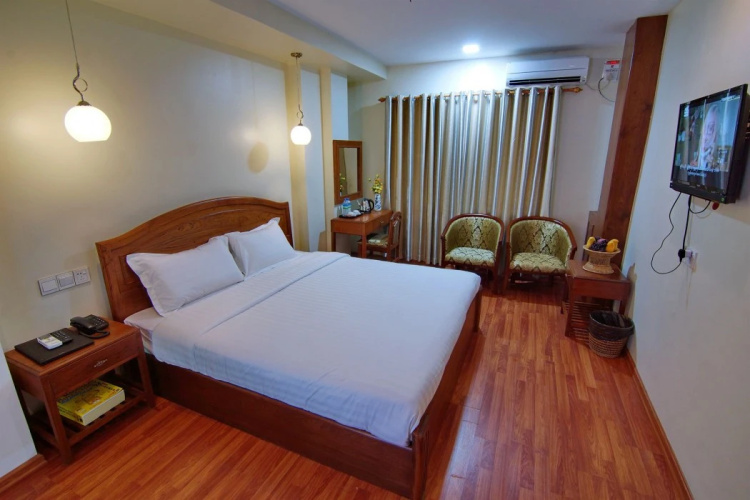 Royal Pearl Hotel