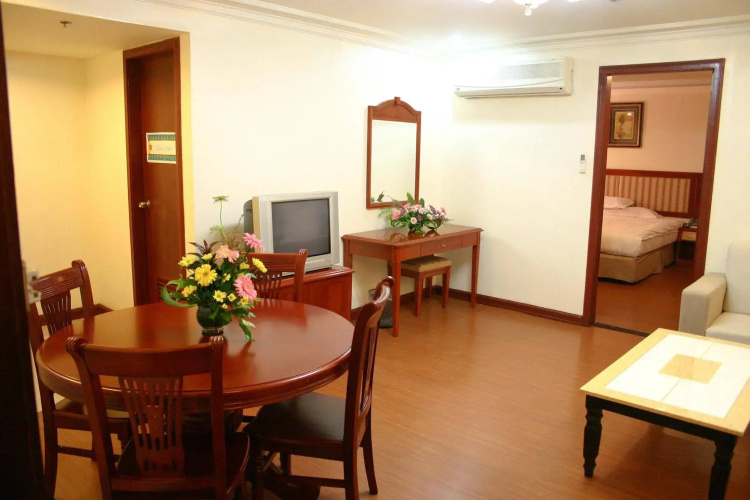 Grand Regal Hotel Bacolod