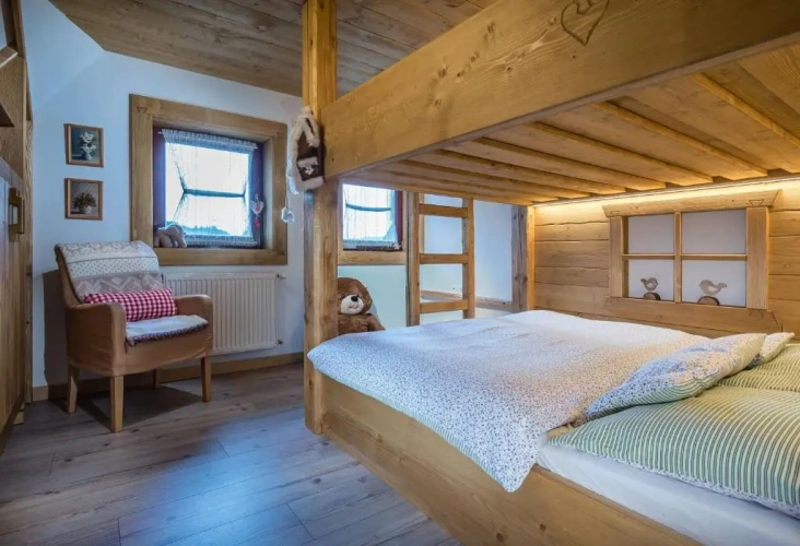 2 Bedrooms Deluxe Apartment