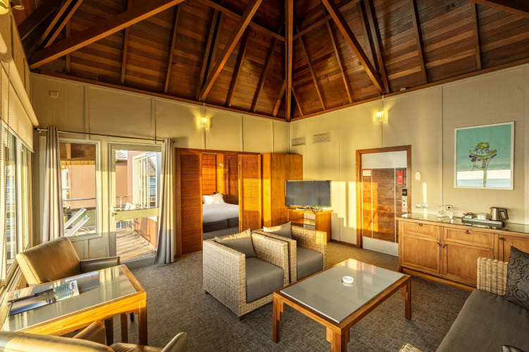 DoubleTree by Hilton Noumea Ilot Maitre Resort