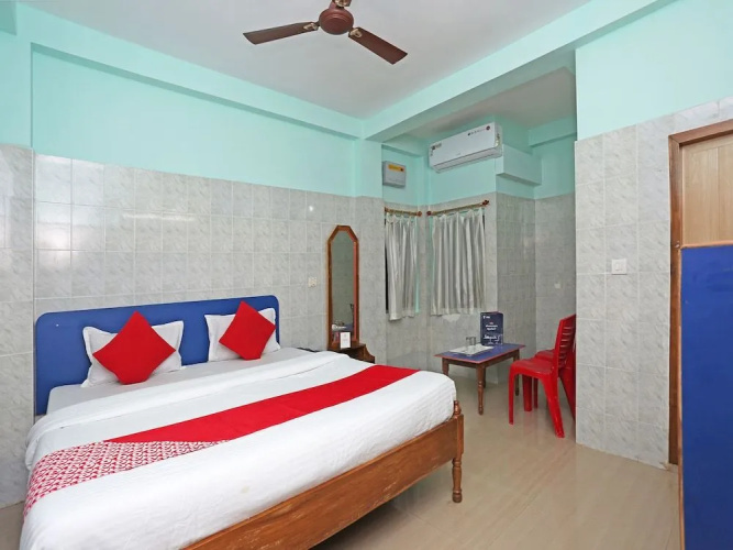 OYO 12801 Hotel Nilamadhab