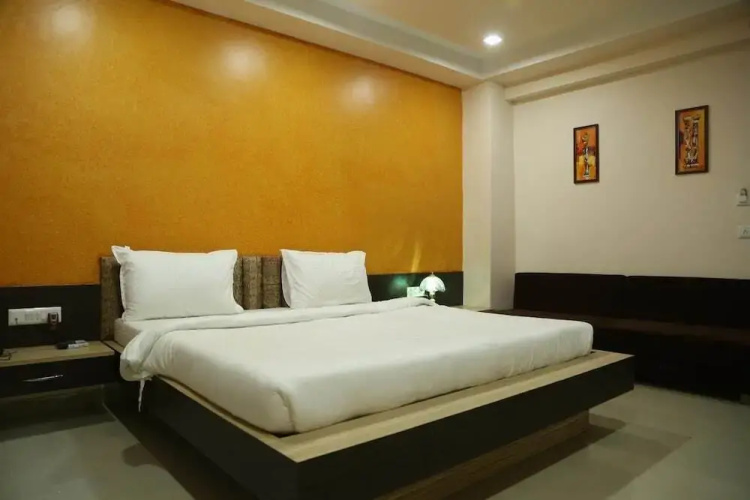 Malhaar Resorts
