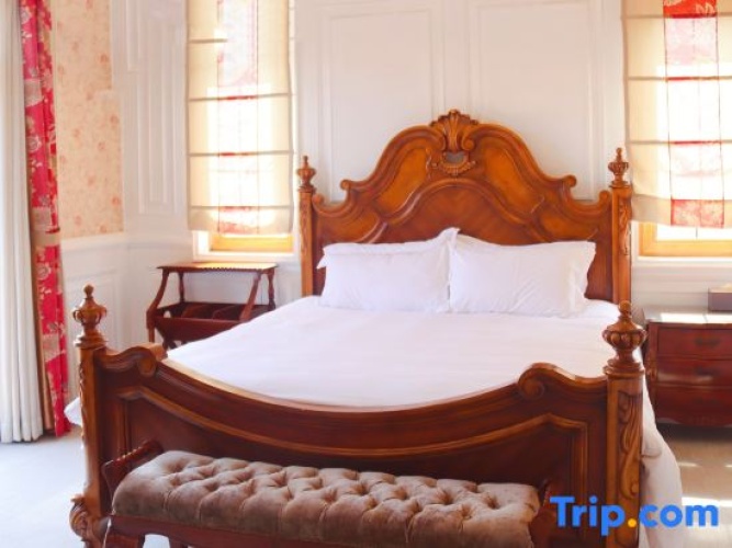 3 Bedrooms Villa