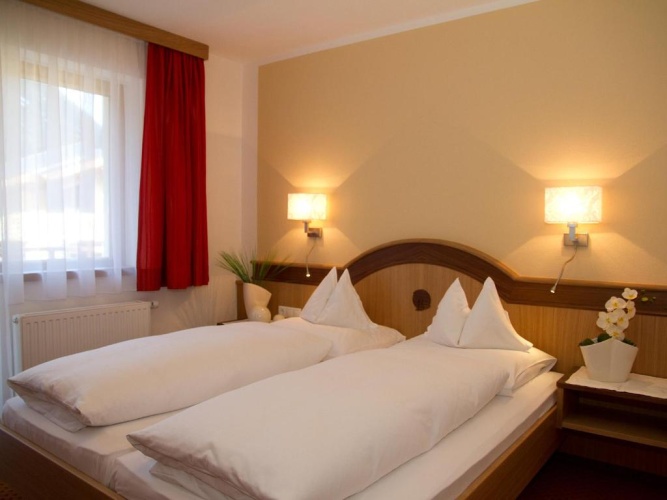 2 Bedrooms Luxury Apartment