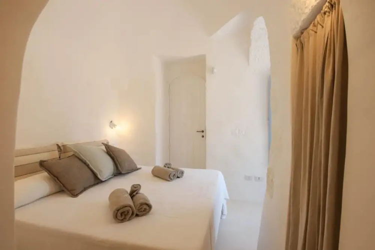 TD Lamiamola Stylish Trulli Lamie With Pool