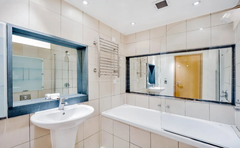 Where To Sleep Piccadilly Suites