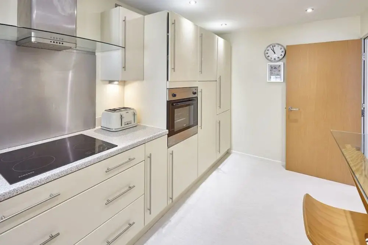 Host Stay Abbey Horizon