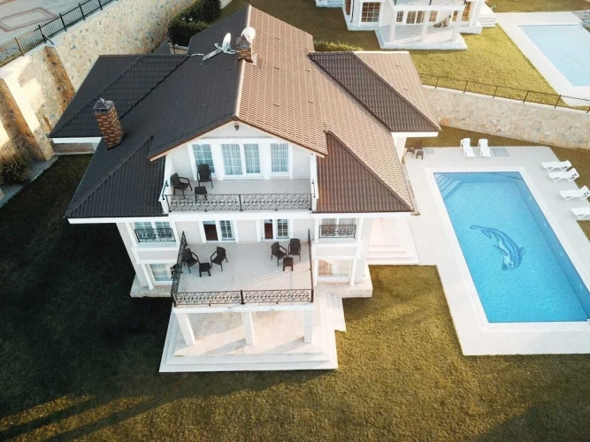 Luxury Villa