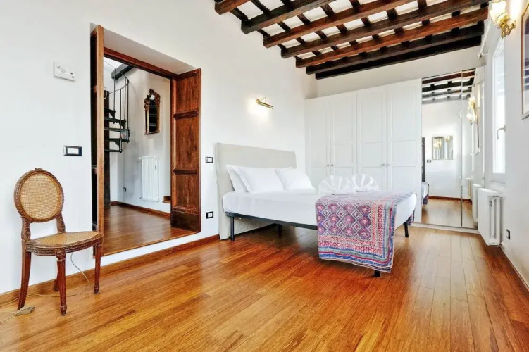 Garibaldi 2 - WR Apartments
