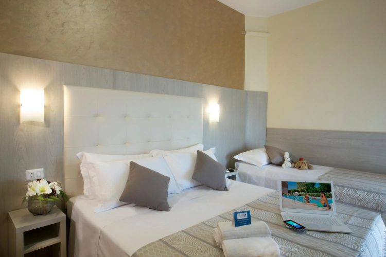 Hotel Jumbo