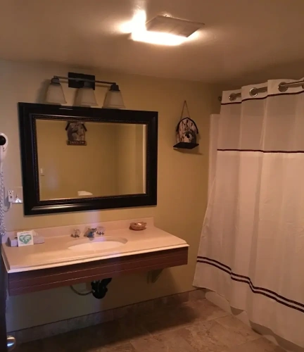 2 Bedrooms Standard Family room