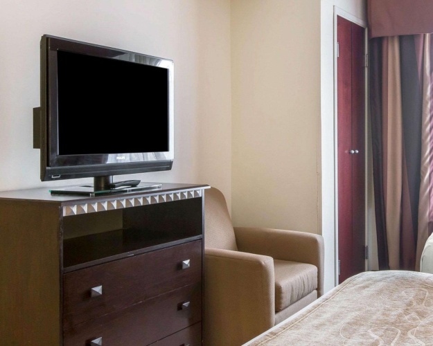 Quadruple Suite