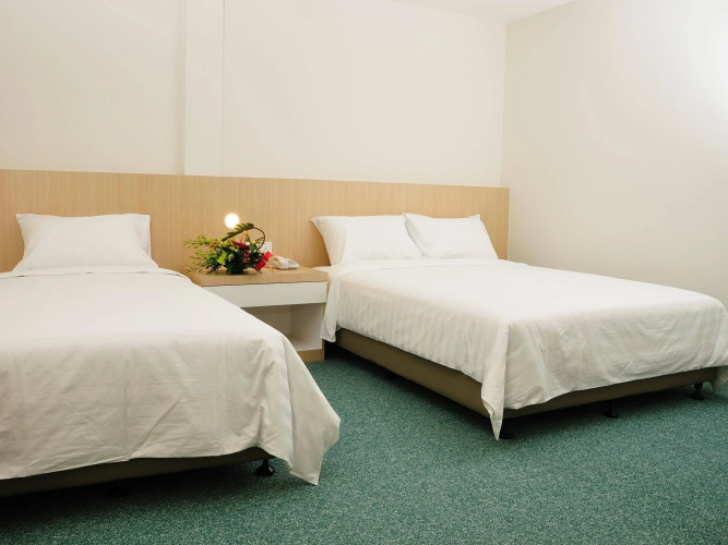 Phoenix Hotel