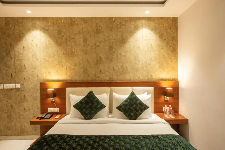 Hotel Arch Suites