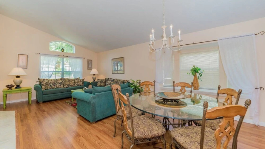Villa 2657 Emerald Island