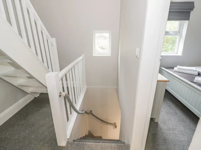 5 Coley Lane