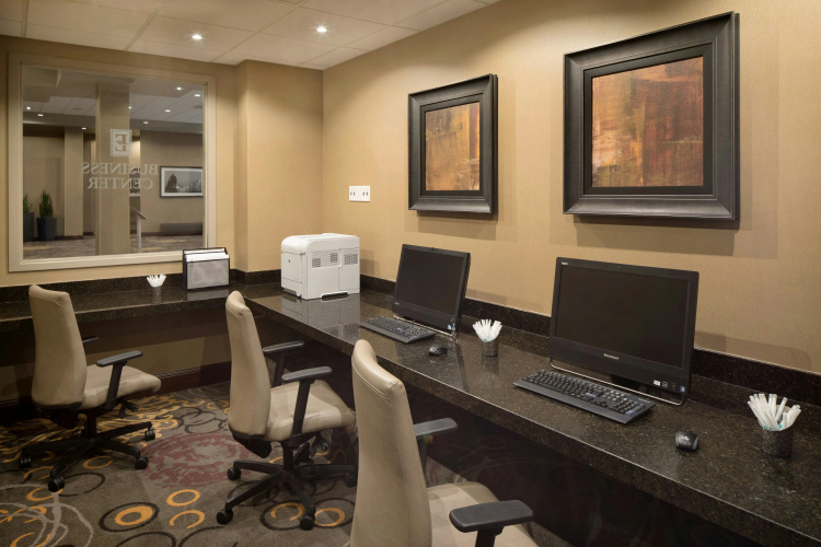 Embassy Suites by Hilton Des Moines Downtown photo 7