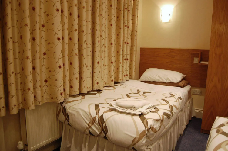 Anchor Hotel