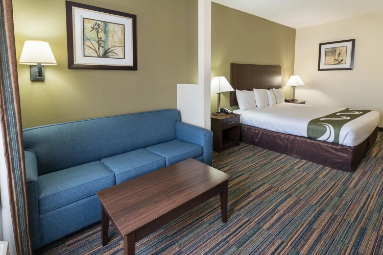 Quality Suites Temple I-35