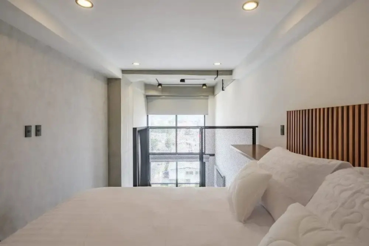 Luxury 1 BR Duplex in Virrey