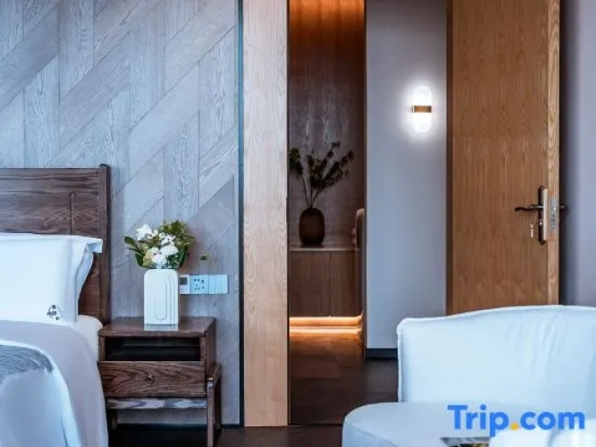 2 Bedrooms Family Suite with sea view