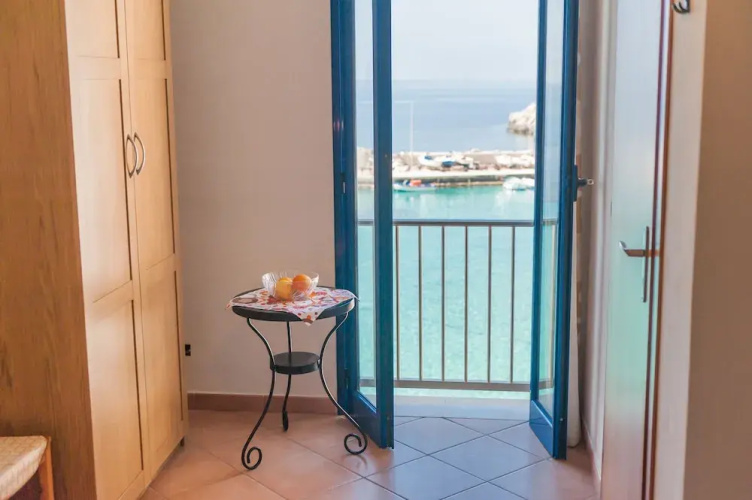 Cala Dogana Guest House
