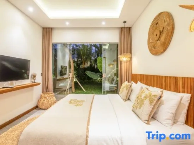 4 Bedrooms Villa