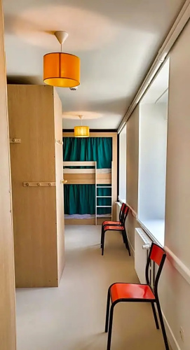 L'Etape du Mont, Family Hostel