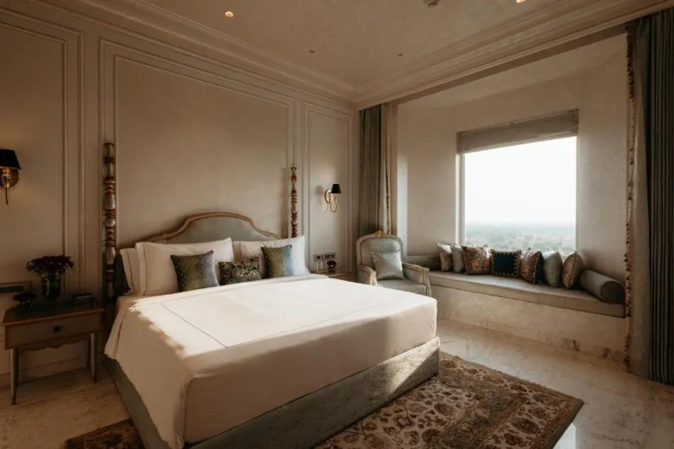 Premier room
