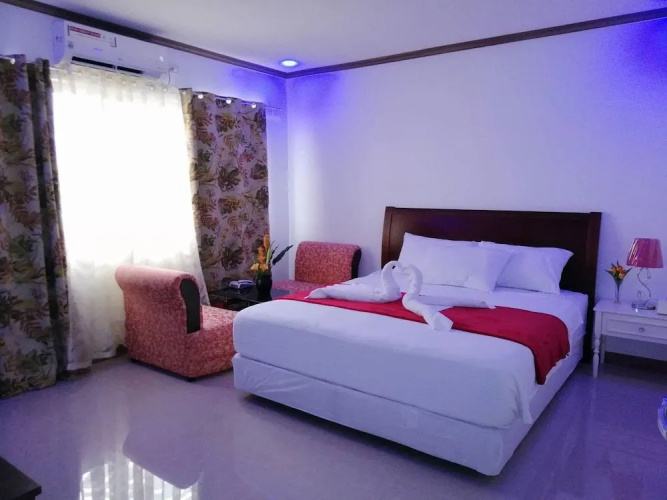 Airport Hotel