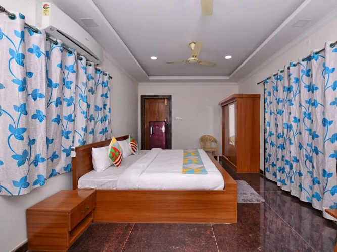 OYO 16966 Home Elegant Studio LPK Waterfront