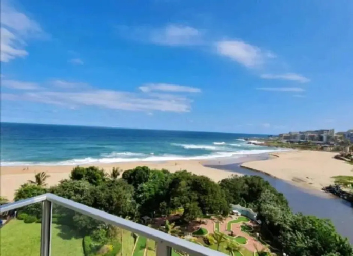 Santana 904 beachfront apartment. Beautiful sea views