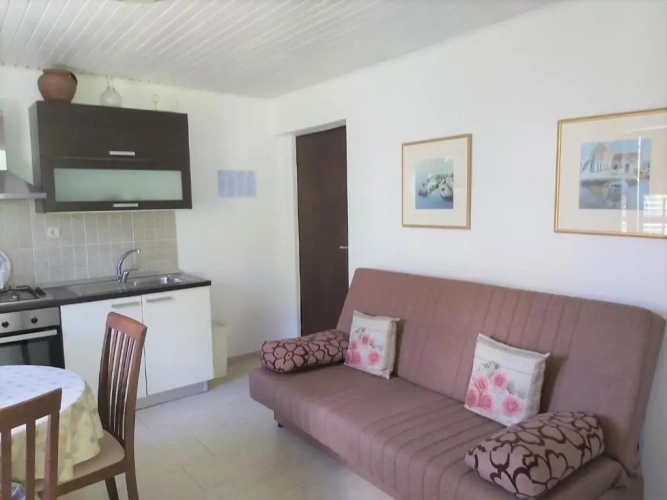 2 Bedrooms Apartment with sea view