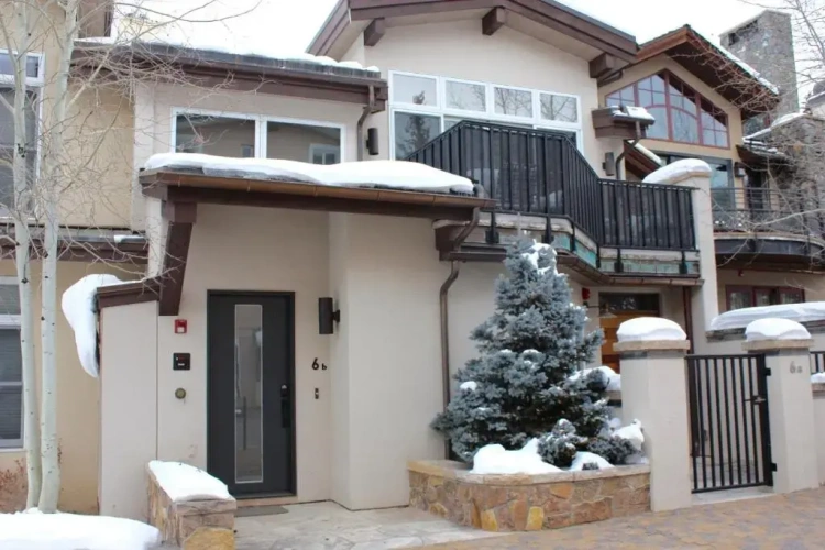 2 Bedrooms Cottage