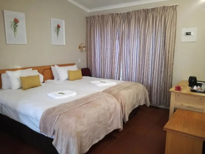 Ananda Lodge