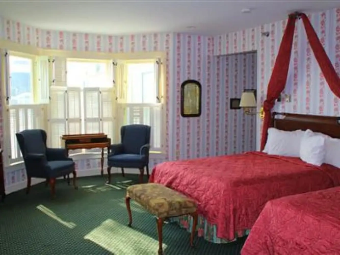 Premium Quadruple room