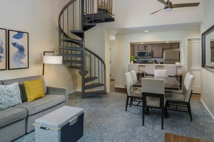 1 Bedroom Apartment with balcony