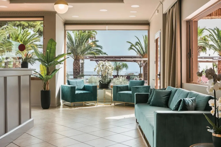 Makis Hotel Skala