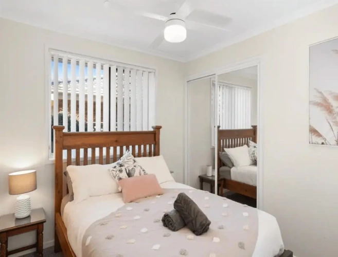 4 Bedrooms Cottage