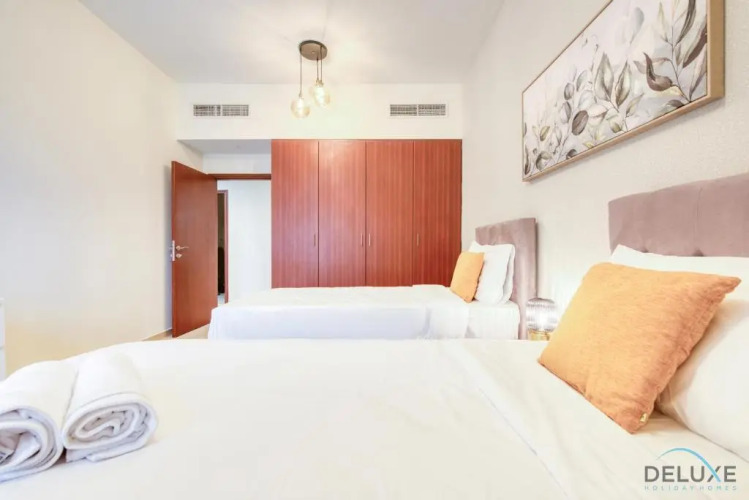 Immaculate 2 BR at Sadaf 6 JBR by Deluxe Holiday Homes - Image 3