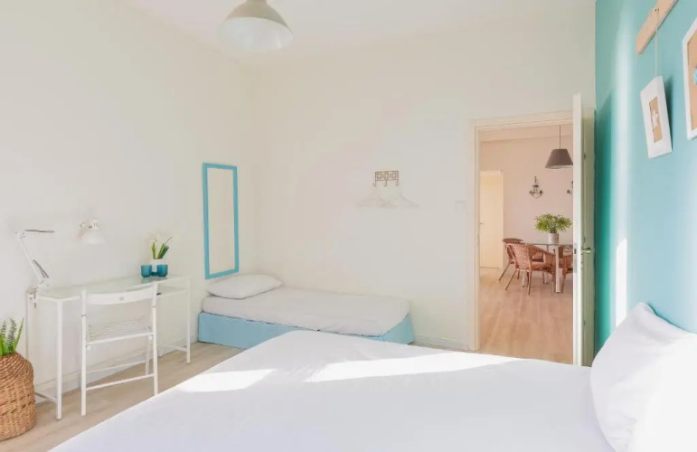 4 Bedroom Apartment on the Beach